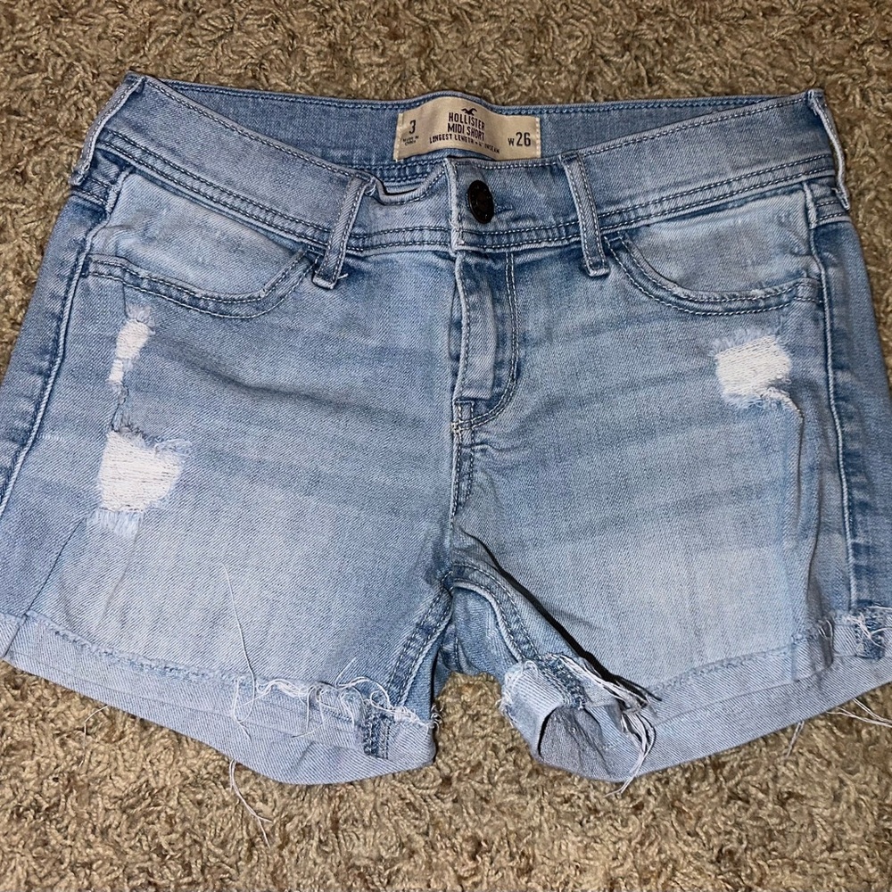 Hollister denim shorts size 3